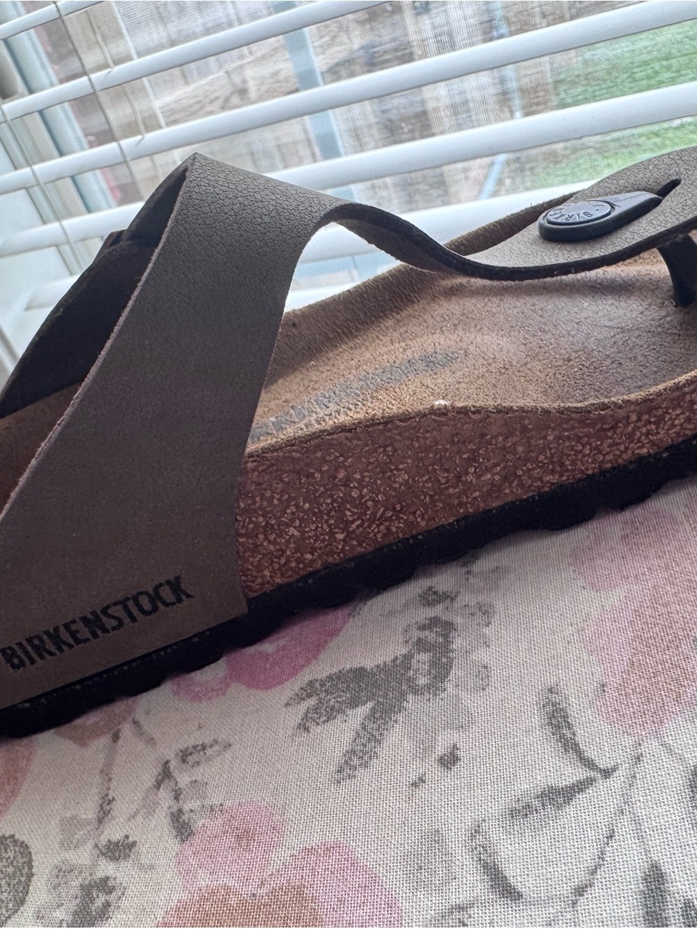 Birkenstock Gizeh Brown Suede Thong Sandals - Picture 8 of 14